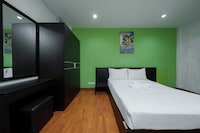 Dancenter Khaosan Park Hotel