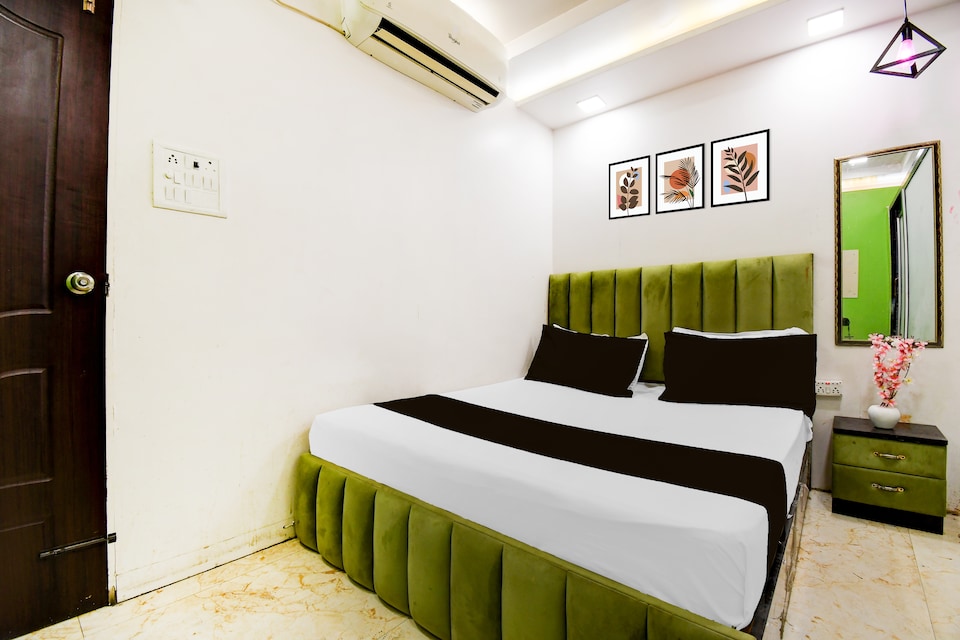 Hotel O Day Night , Civil Lines - High Court, Prayagraj