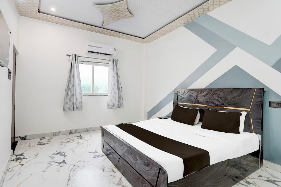 Hotel O People Pg Guest house , Lanka, Varanasi