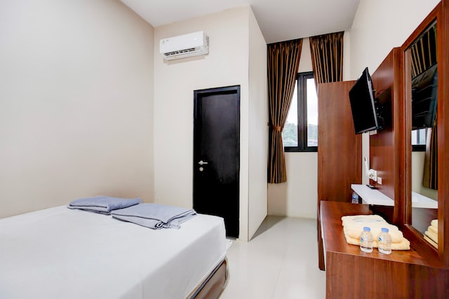 Hotel O Balikpapan near Siloam Hospital formerly Syafla Guest House 