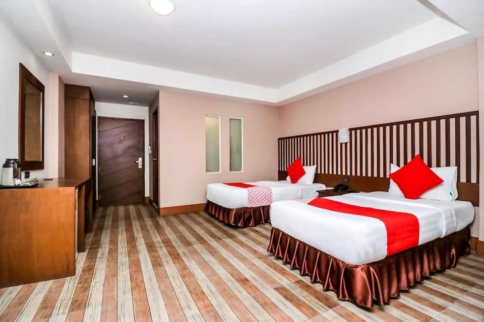 Dancenter JA Siam City, Pattaya Beach P0, Pattaya