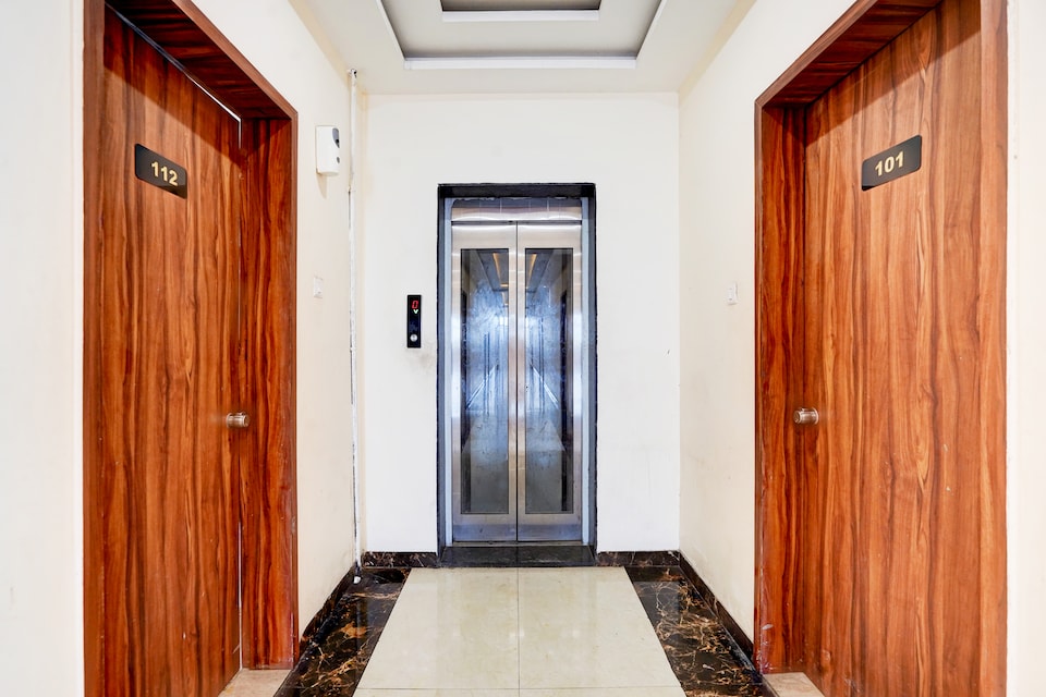 Hotel O MIDAS Regency, Shikrapur, Pune