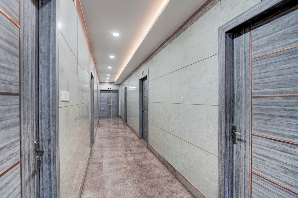 Hotel O Fort Inn, Barra Kanpur, Kanpur