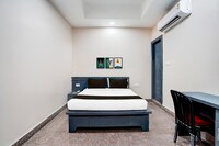 Super Townhouse Hotel Fort Inn