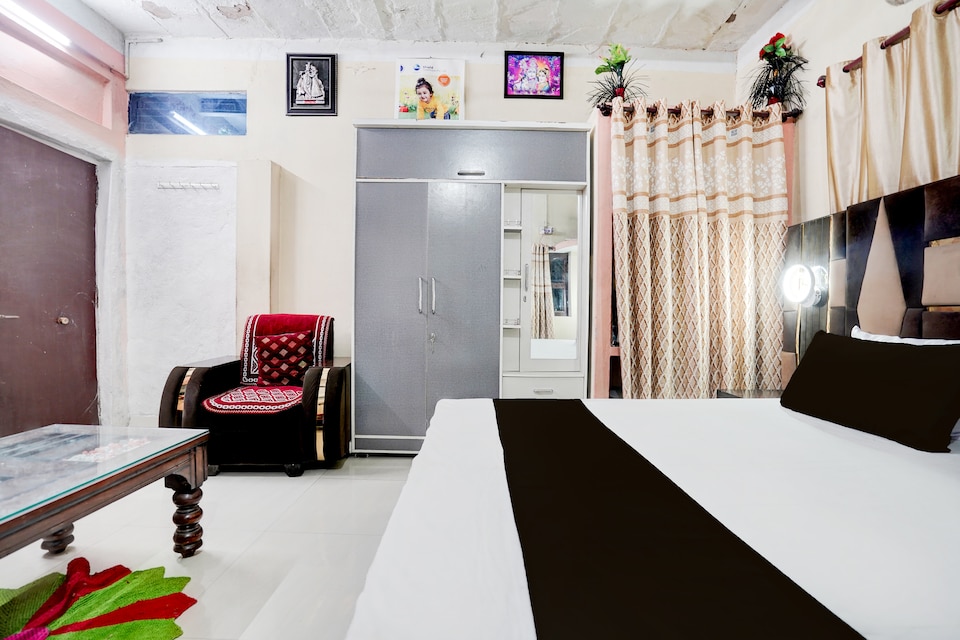 SPOT ON Natkhat Hotel, Sigra, Varanasi