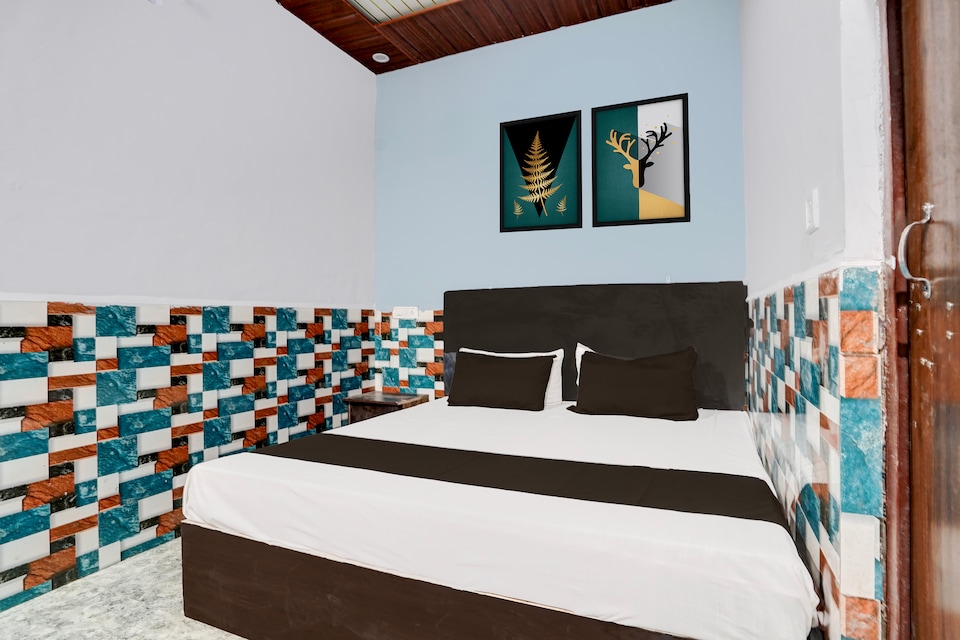 Hotel O M.K GRAND, Aligarh, Aligarh