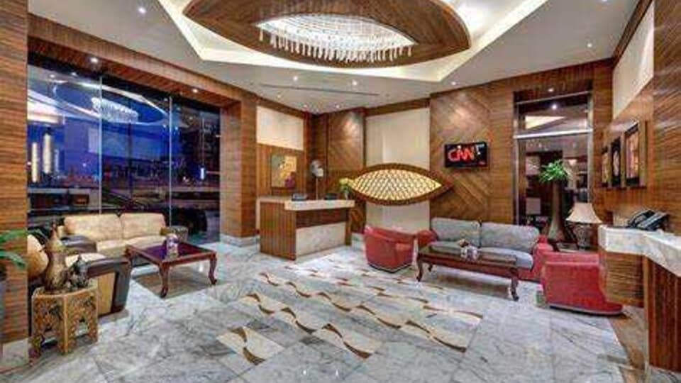 Emirates Grand Luxury Stays, Jumeirah, Dubai