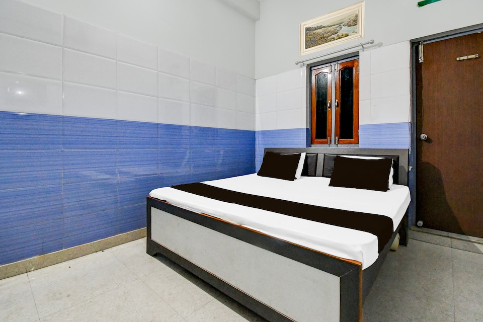 Hotel O Ashoka Palace, Golghar, Gorakhpur