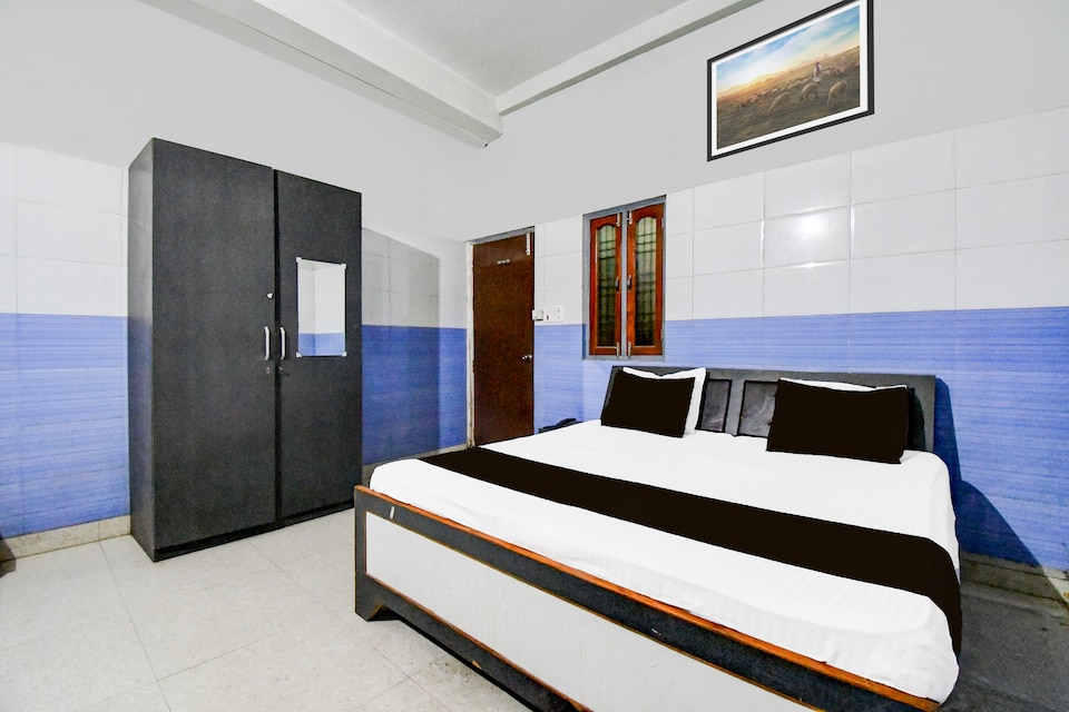 Hotel O Ashoka Palace, Golghar, Gorakhpur