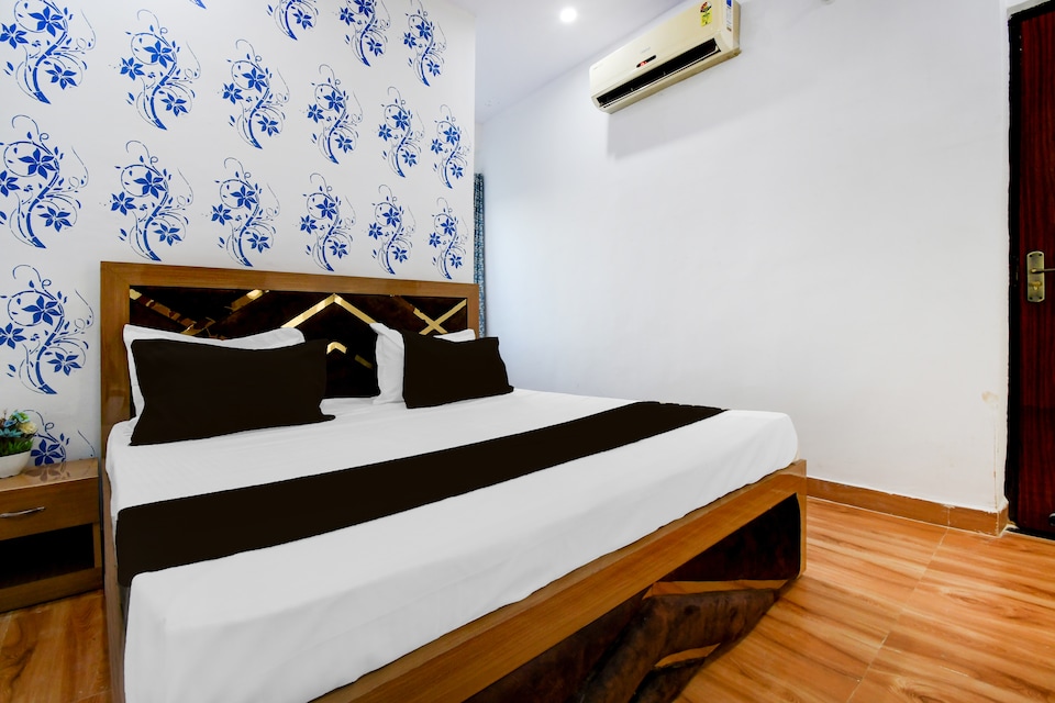 Hotel O Shivam  Hotel and Accommodation, Vikas Nagar Lucknow, Lucknow