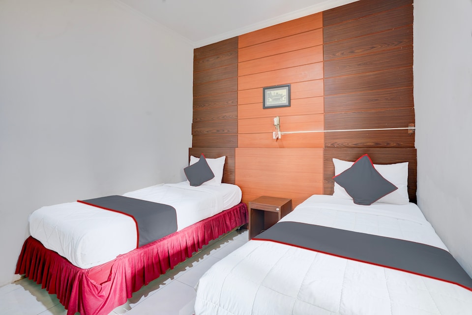 Hotel O Padang near Pantai Padang formerly Hotel Ranah Bundo, Padang Kota, Padang