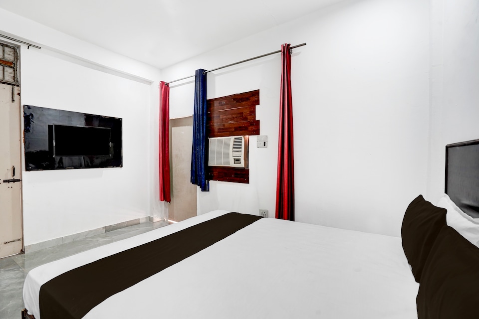 SPOT ON TAJ RESIDENCY, Okhla Jasola Delhi, Delhi