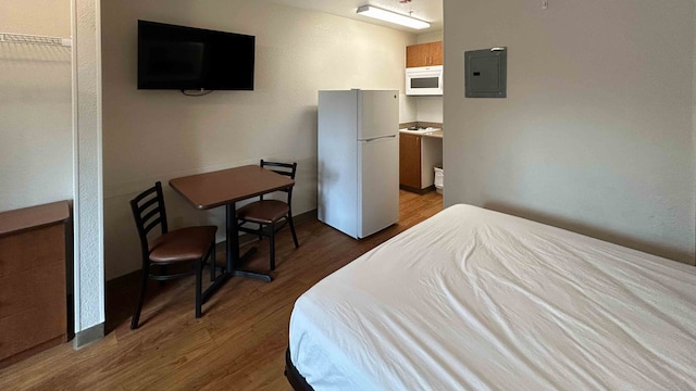 1 Queen Bed | Non-Smoking, Kitchen