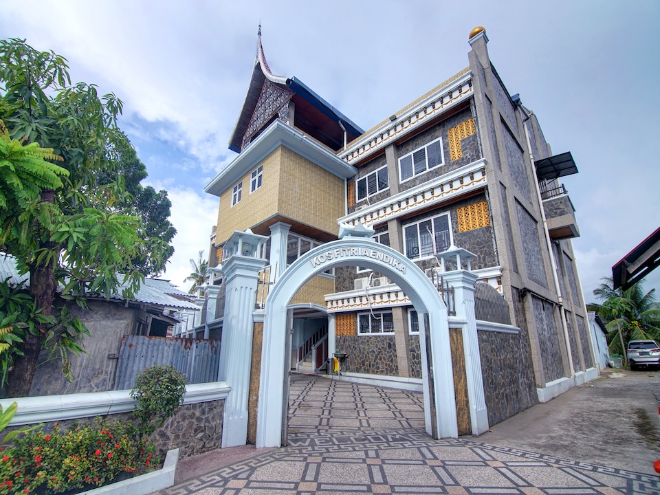 Dancenter Padang City Center Near Gunung Padang Formerly Hotel Fitriaendika, Padang, Padang