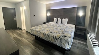 Motel 6 Chicago, IL - Halsted