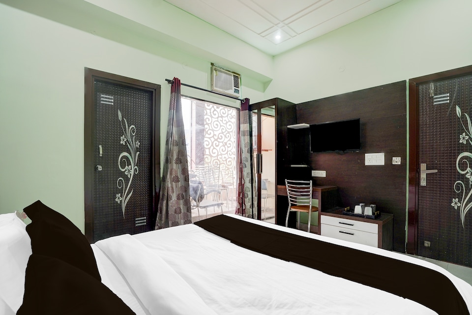 Hotel O A 1 Residency , Greater Noida, Noida
