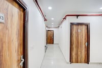 Collection O Karkardooma Court Metro Station Formerly Hotel Lotus