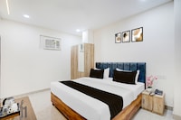 Super Collection O Karkardooma Court Metro Station Formerly Hotel Lotus