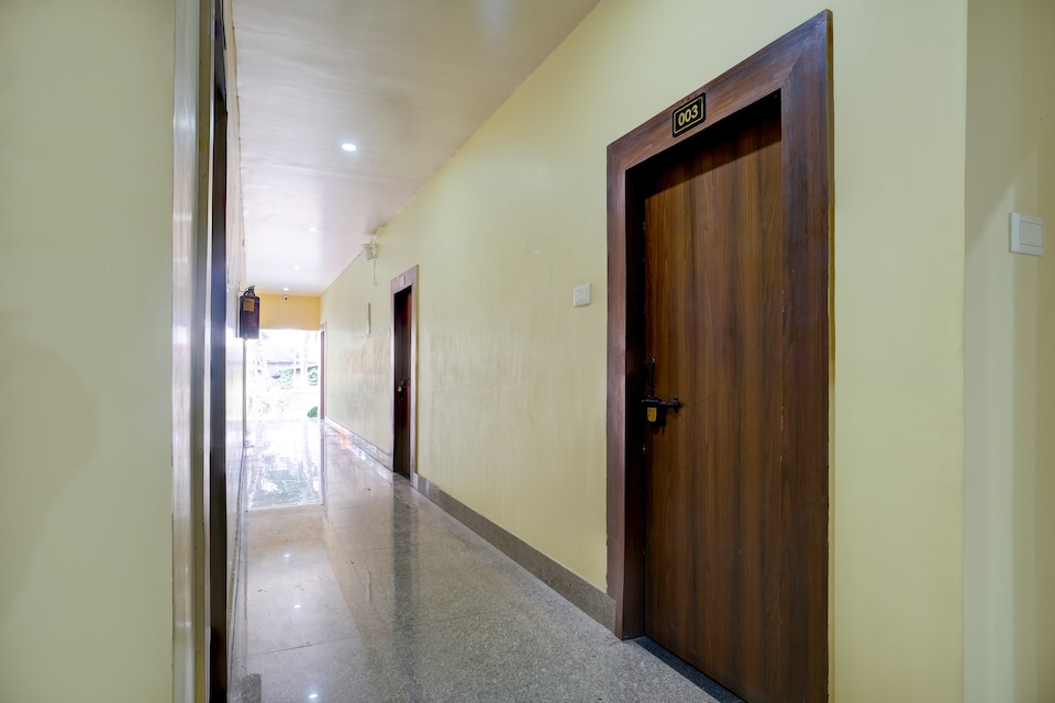 Super Collection O Guwahati Airport Formerly Hotel Aniruddha Grand, ISBT Guwahati, Guwahati