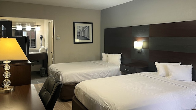 2 Full Beds | Non-Smoking, Kitchen