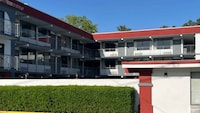 Motel 6 Raleigh, NC – Downtown South