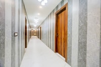 Super Townhouse Faridabad Railway Station Formerly Hotel Royals Paradaise