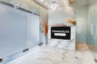 Super Townhouse Faridabad Railway Station Formerly Hotel Royals Paradaise