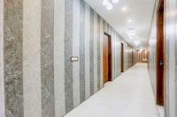 Super Townhouse Faridabad Railway Station Formerly Hotel Royals Paradaise