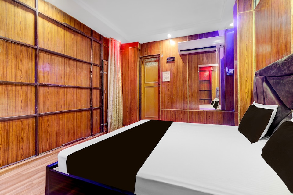 Hotel O Deep, Lashkar, Gwalior