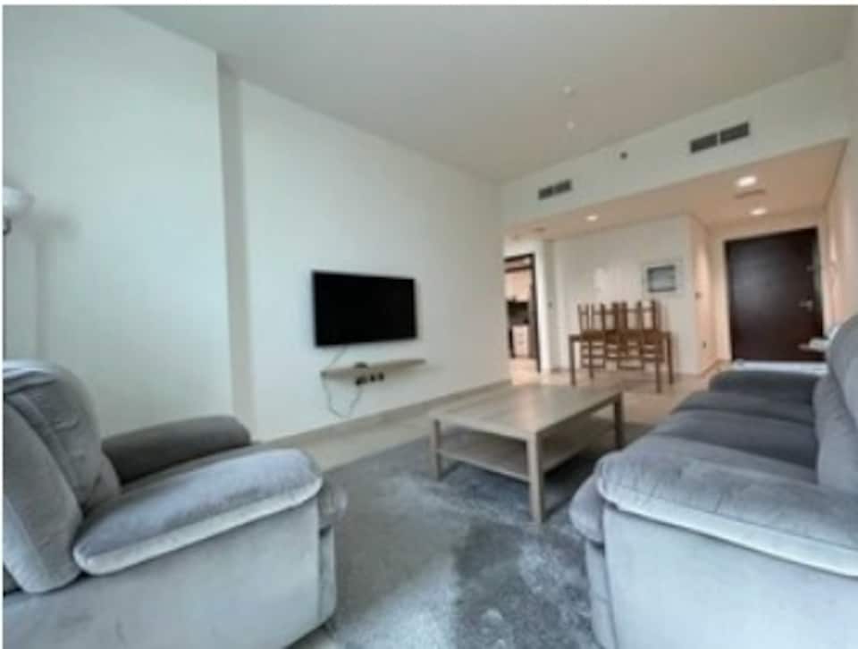 OYO HOME 1526 1 Br With The Amazing View With Balcony, Madinat Zayed Abu Dhabi, Abu Dhabi