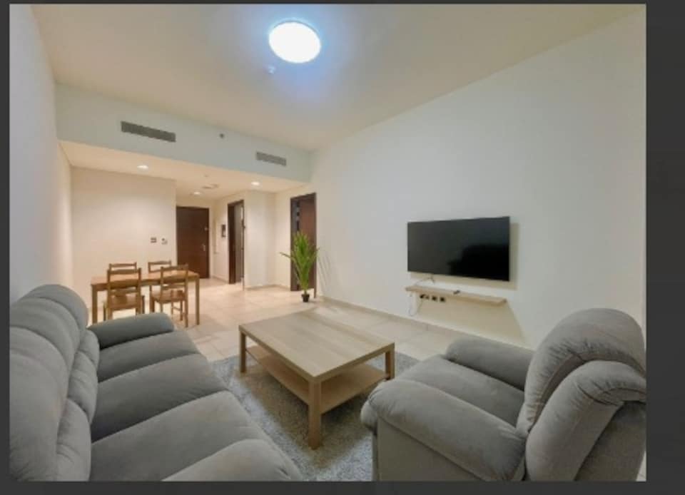 OYO HOME 1527 1 Br With Gym And Parking Slot, Madinat Zayed Abu Dhabi, Abu Dhabi