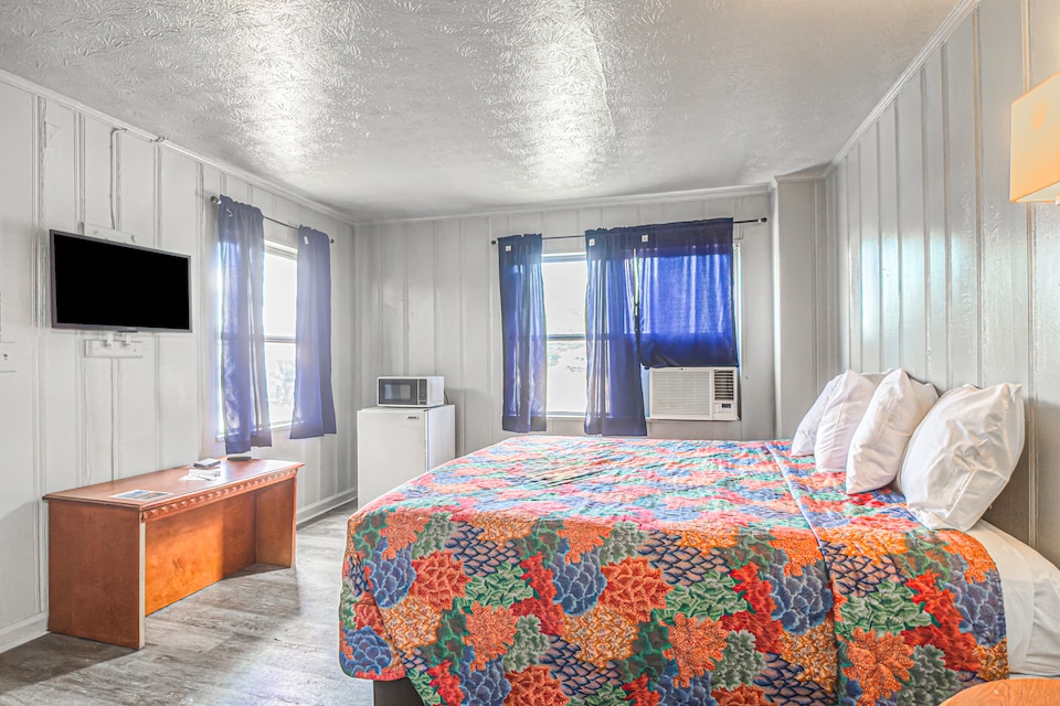 Colony Inn By OYO Columbus US-280, C31811, Columbus GA