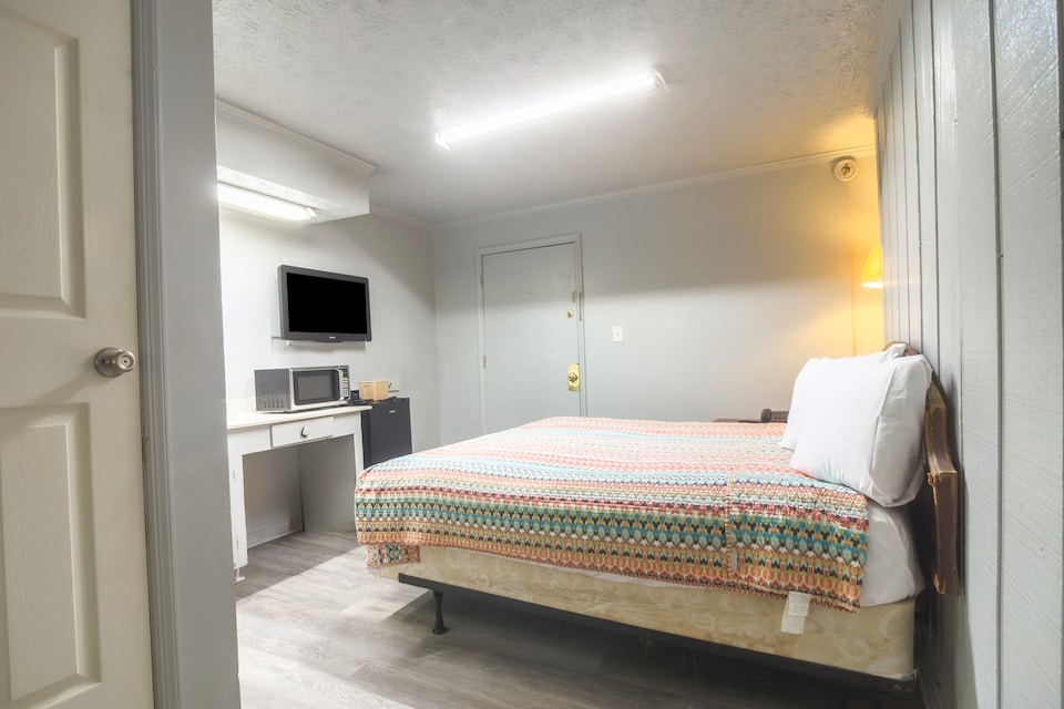 Colony Inn By OYO Columbus US-280, C31811, Columbus GA