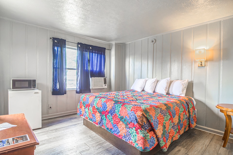 Colony Inn By OYO Columbus US-280, C31811, Columbus GA