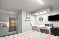 Colony Inn By OYO Columbus US-280