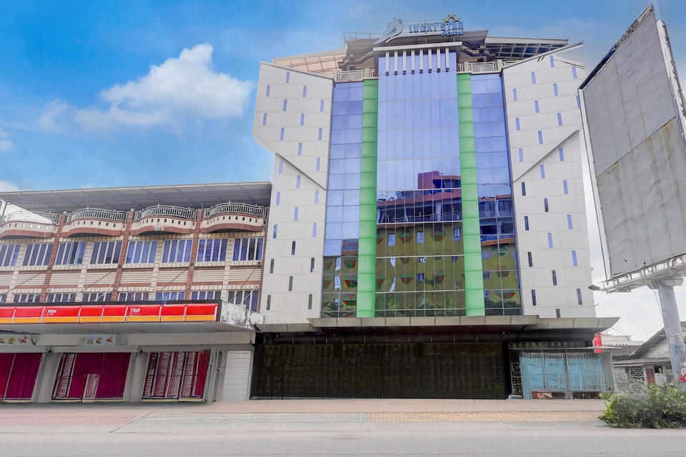 Dancenterak Batam near Grand Batam Mall formerly Lucky Star Hotel, Batam, Batam