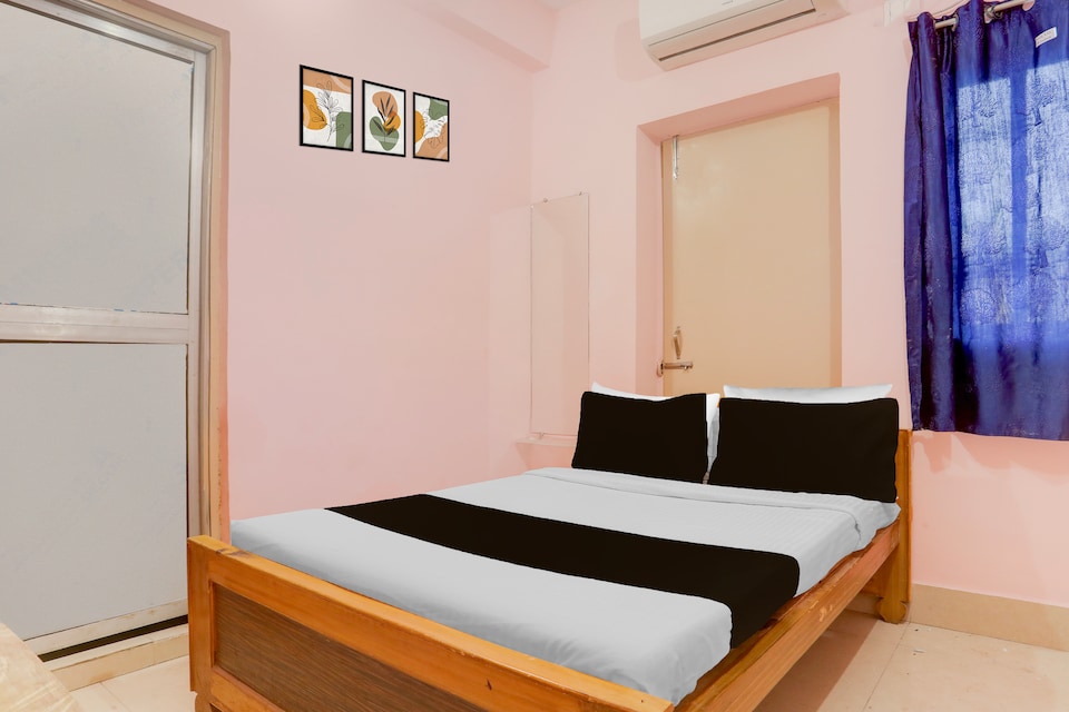 Super Hotel O Danapur Central Railway Junction Formerly Brij Guest House, Anisabad, Patna