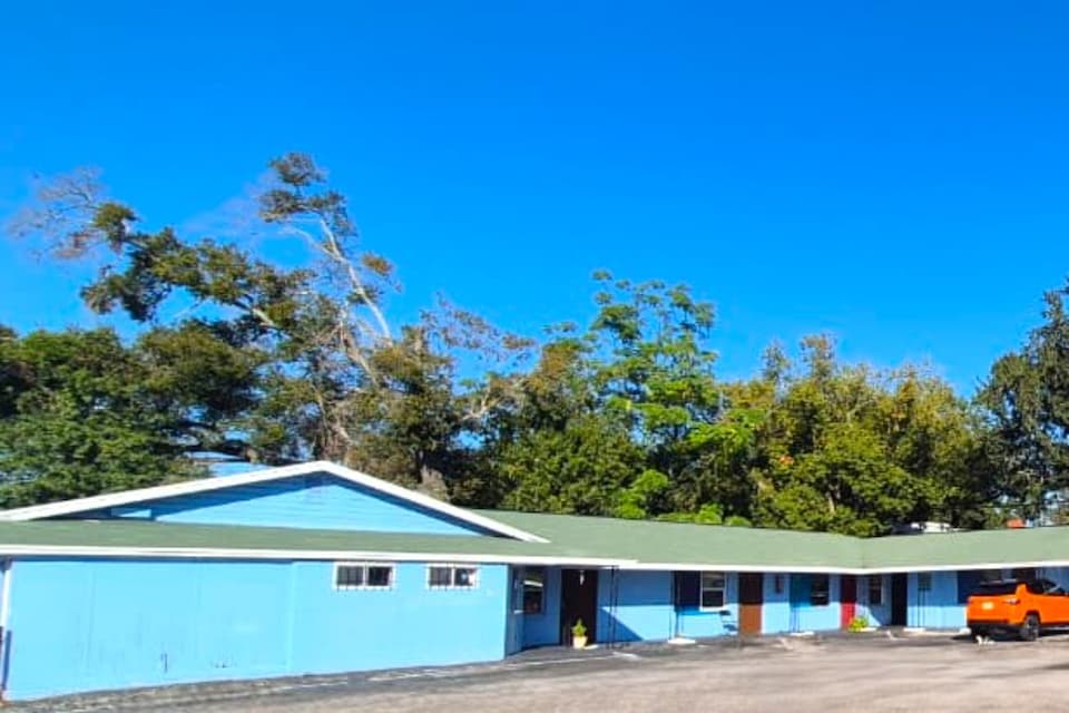 Antigua Motel by OYO Tampa US - 41, C33604, Tampa