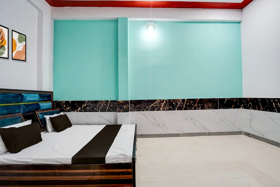 SPOT ON S S HOTEL & RESTAURANT, Mumfordganj Allahabad, Prayagraj