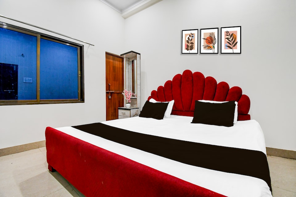 SPOT ON A.K Sweet Hotel , Prayagraj, Prayagraj