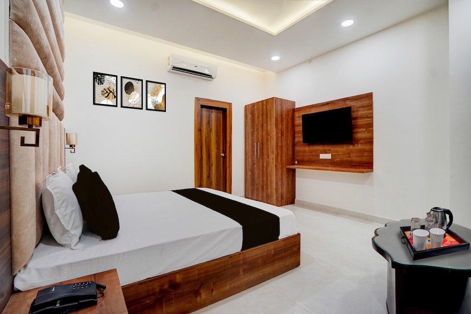 Collection O Meerut CIty junction Formerly Hotel Elegant, Meerut, Meerut