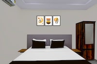 Townhouse Oak Bachupally Medical College Formerly SV Hotels