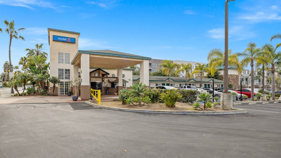 Motel 6 Oceanside, CA – Marina / Camp Pendleton, Oceanside, Oceanside