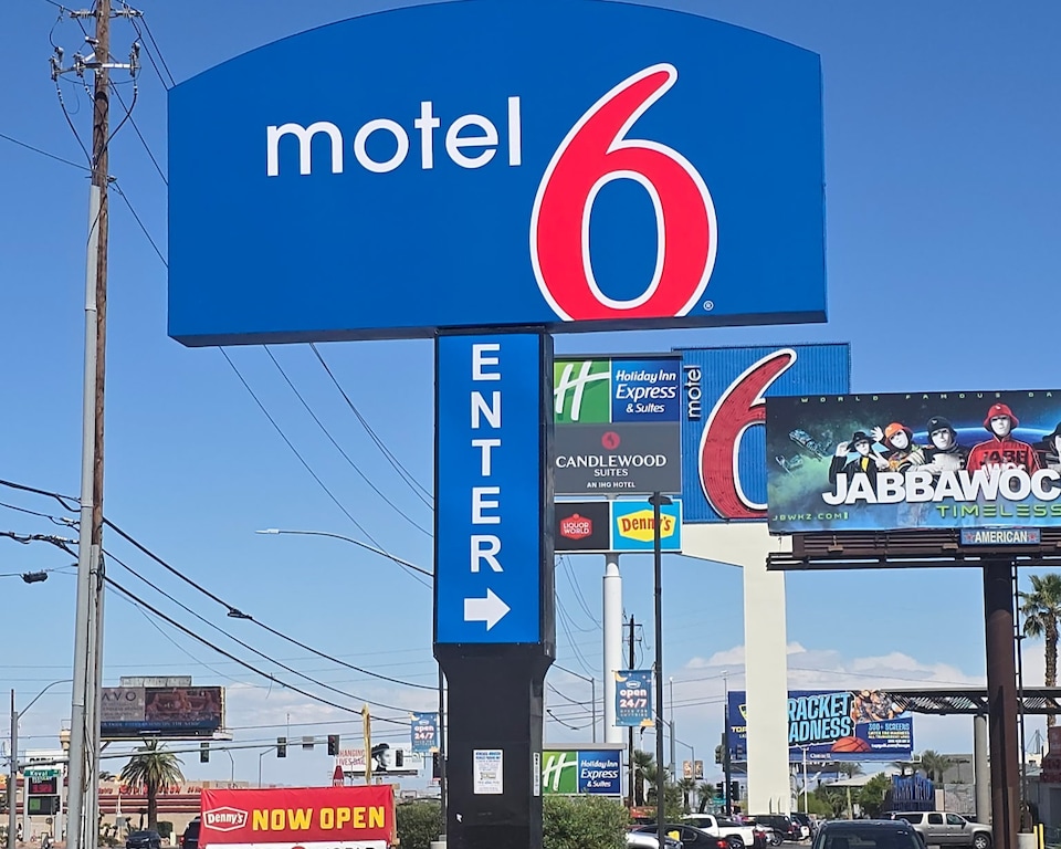 Motel 6 Las Vegas, NV - Strip, Central Las Vegas, Las Vegas NV