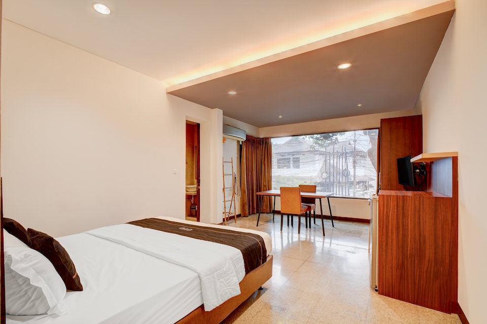 Collection O near MRT Cipete Raya formerly Terogong Sembilan, South_Jakarta, Jakarta