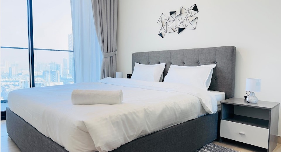 OYO HOME 1530 1 Bedroom Binghatti Tulip , Jumeirah Village Circle Dubai, Dubai