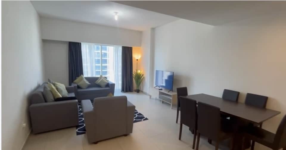 OYO HOME 1531 1 Bedroom Binghatti Gardenia , Jumeirah Village Circle Dubai, Dubai