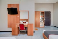 Collection O Padang near Mesjid Raya Syekh Ahmad Al-Minangkabawi formerly Hotel Surya Palace