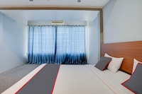 Collection O Padang near Mesjid Raya Syekh Ahmad Al-Minangkabawi formerly Hotel Surya Palace