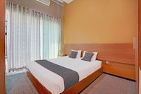 Collection O Padang near Mesjid Raya Syekh Ahmad Al-Minangkabawi formerly Hotel Surya Palace